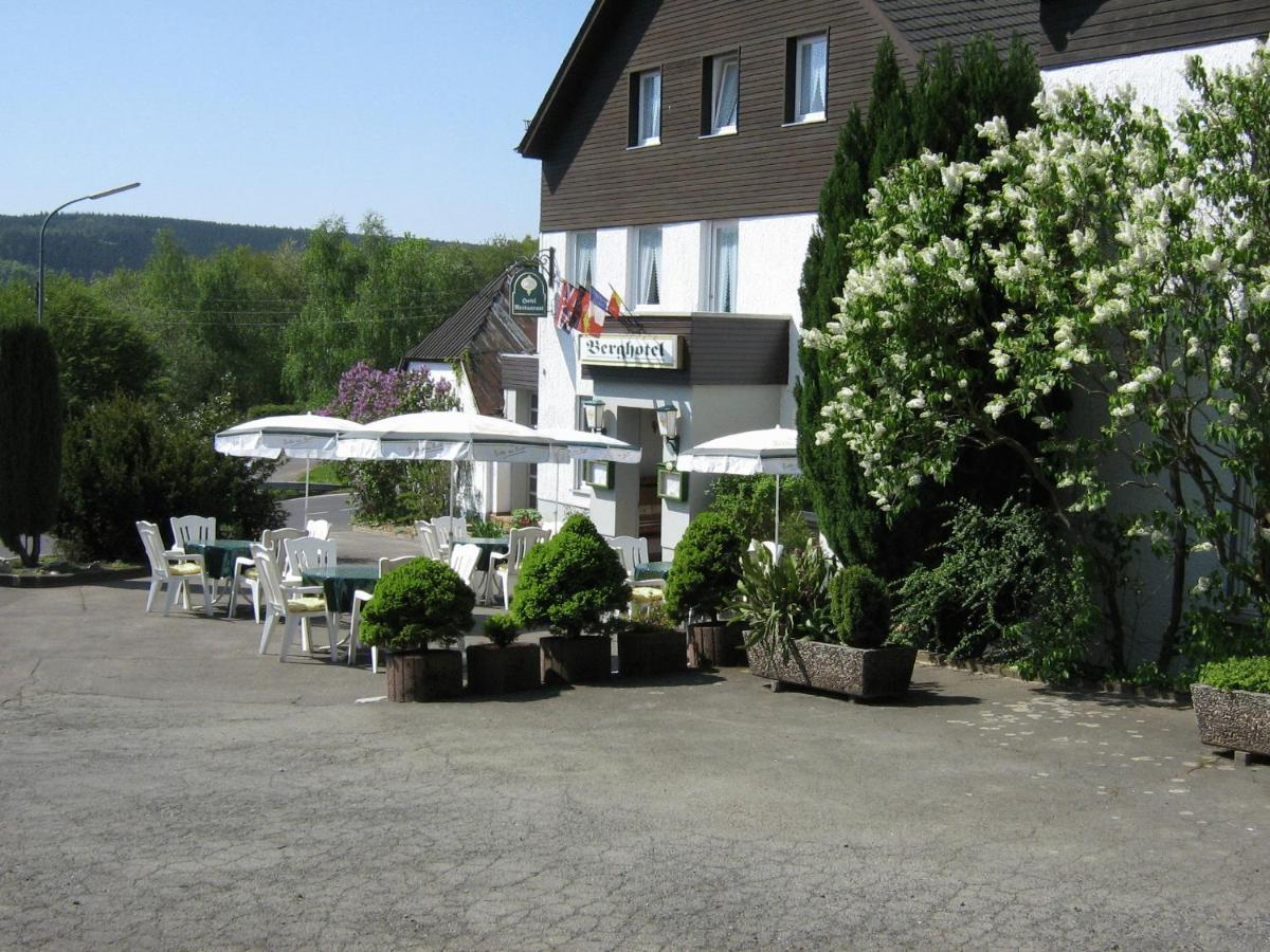 Berghotel Holzerath Exterior foto